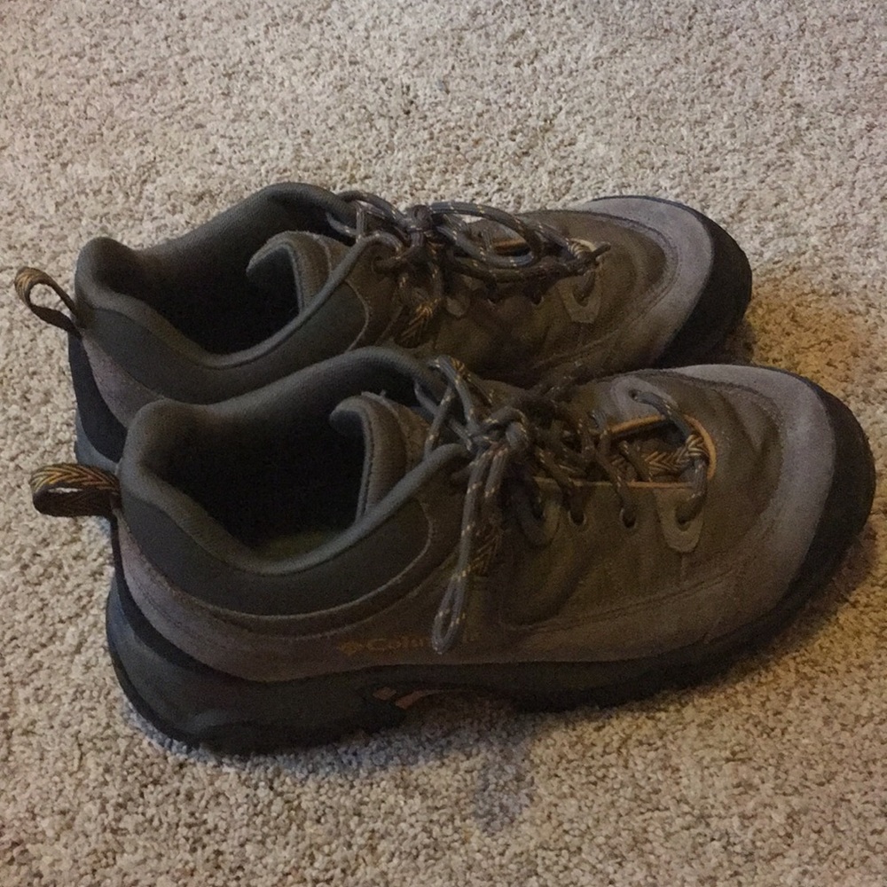 Men’s Columbia hiking shoes